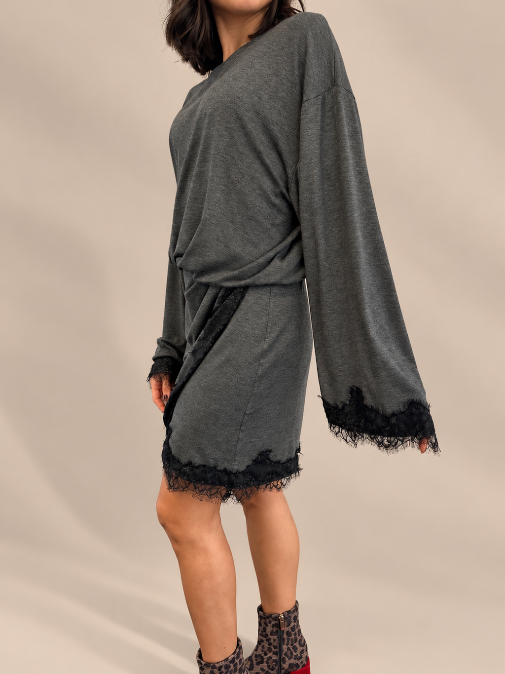 Vestito con pizzo Tensione In FW260143