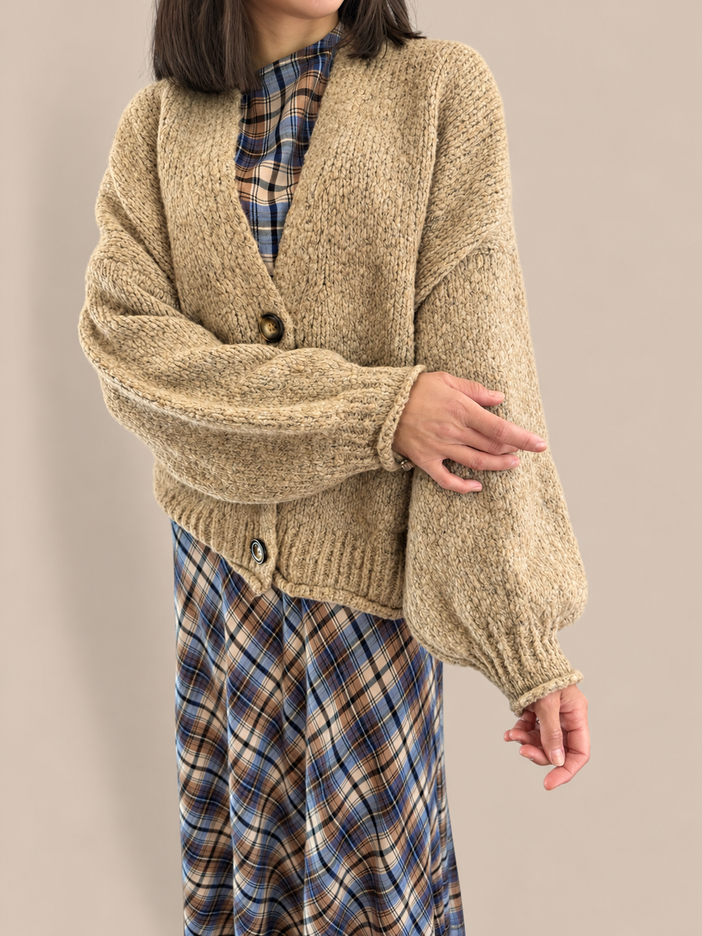 Cardigan over Haveone JIT-R026