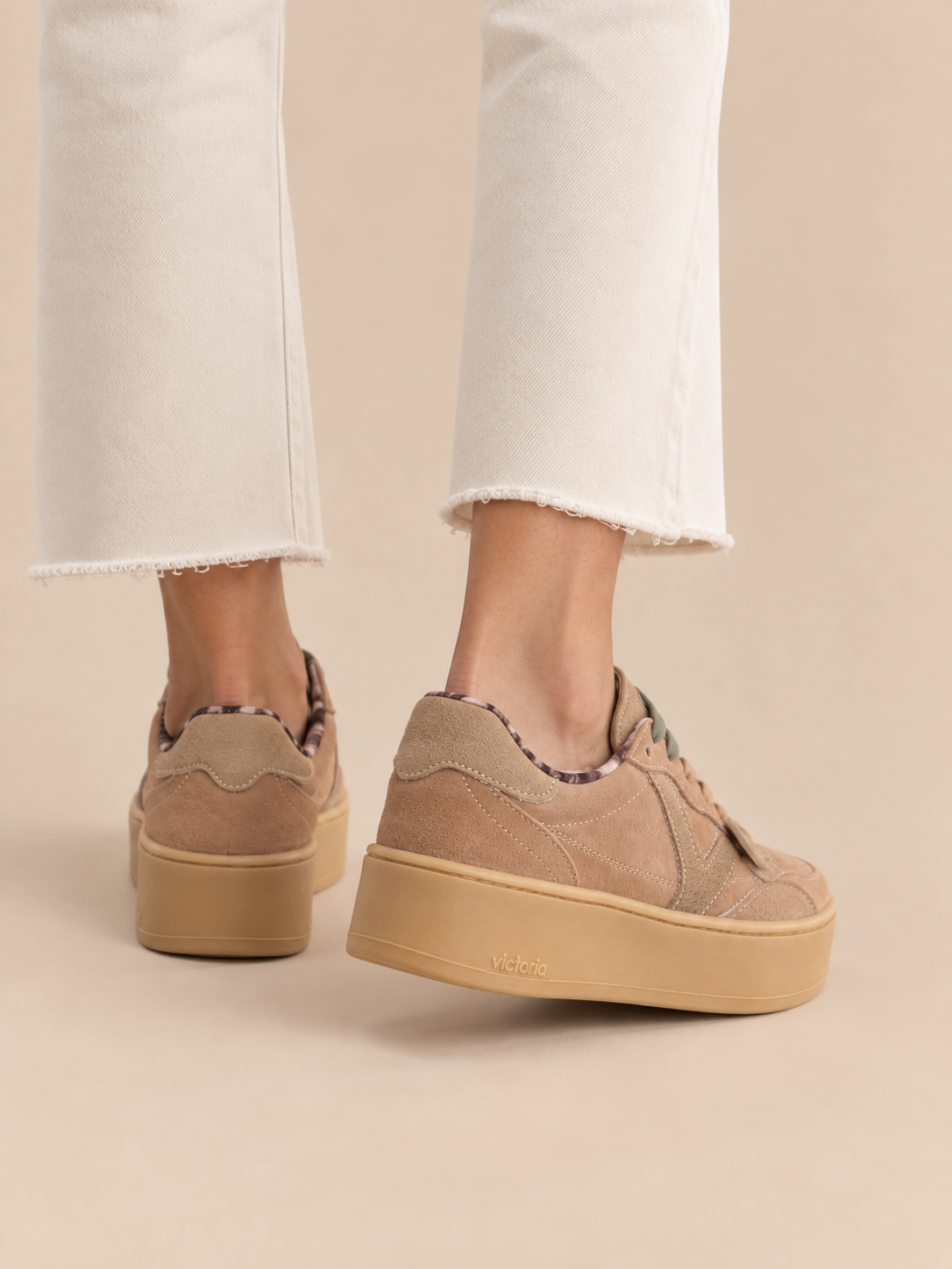 Sneaker Victoria Turin 1265105