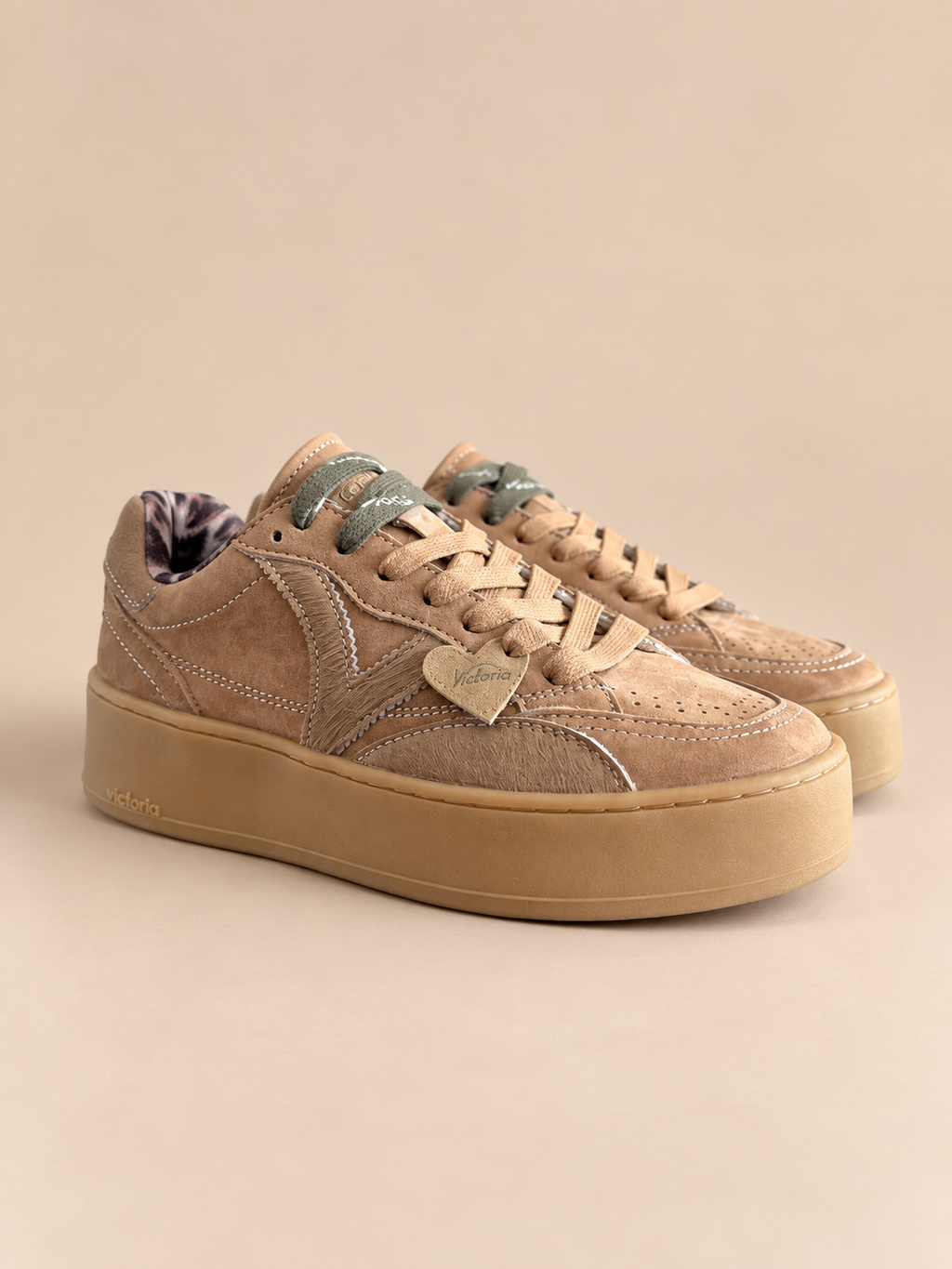 Sneaker Victoria Turin 1265105