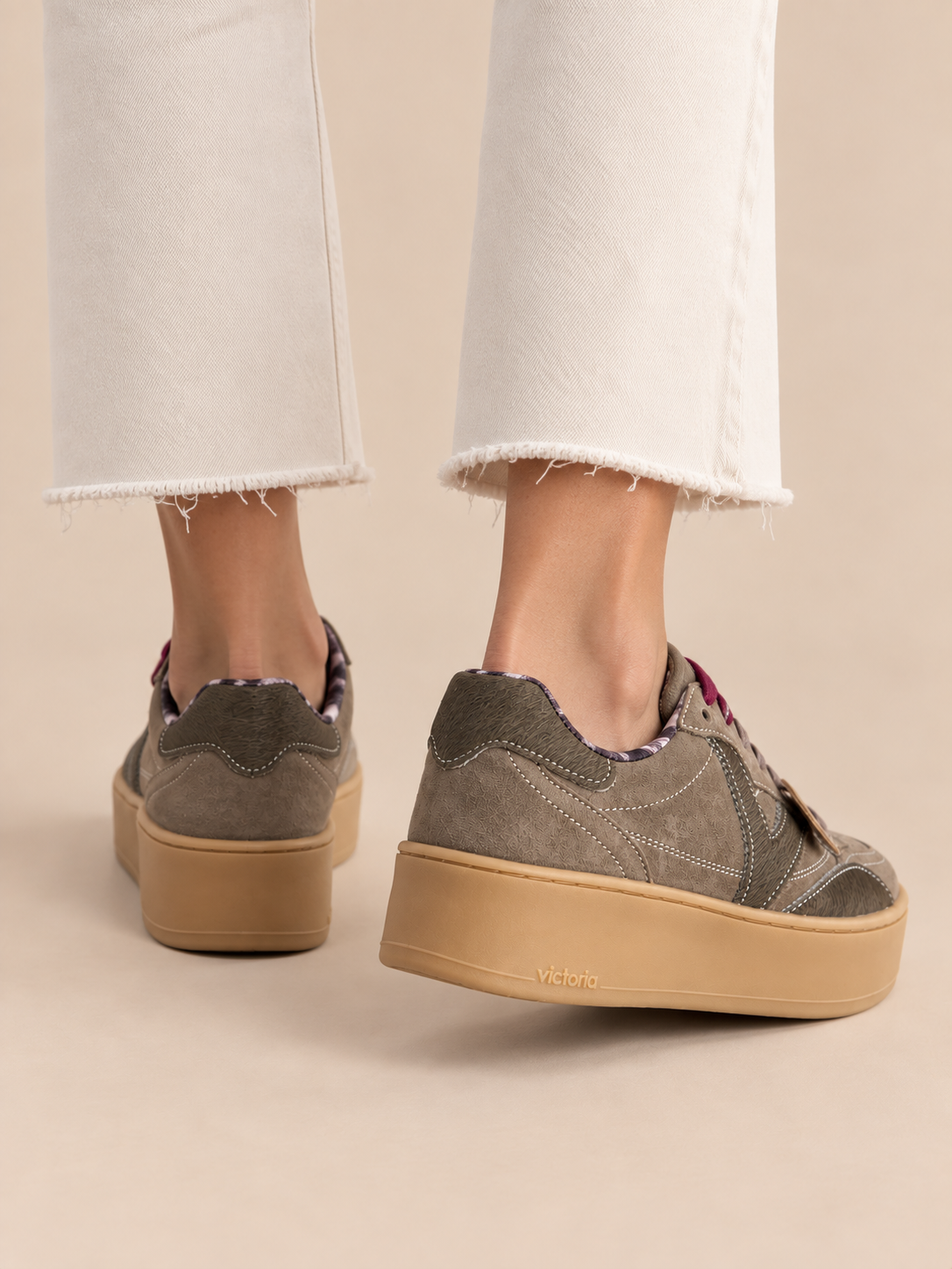Sneaker Victoria Turin 1265105